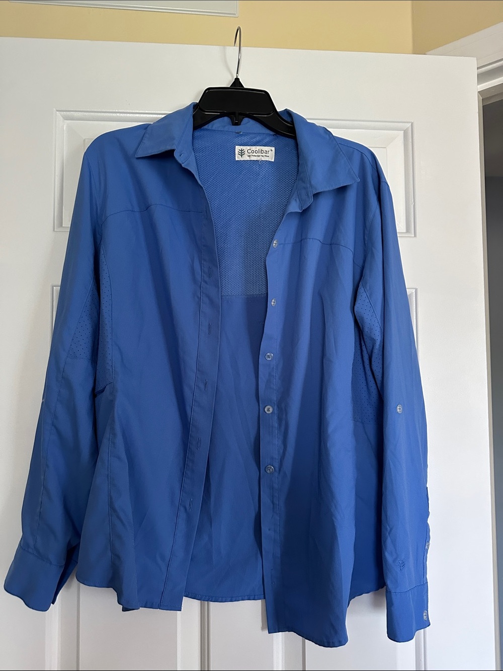 Coolibar women’s  Dusty Blue Sun Protection Button-Down Shirt UPF 50 large